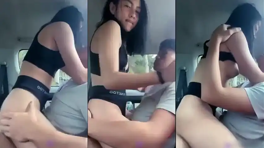 ABG Tocil Baru Jadian Mesum Dimobil