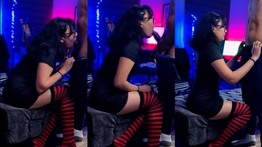 AvaCyc Kacamata Cantik Pertama Kali Blowjob