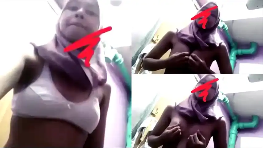 Gadis Jilbab Tocil Remas Tetek
